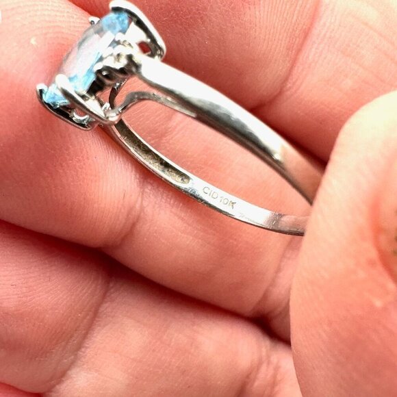 Vintage Womens Ring 10k White Gold Blue Topaz Diamond Size 6 Ring 1.2 grams - Picture 4 of 6
